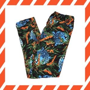 Tall and curvy blue cheetah leggings